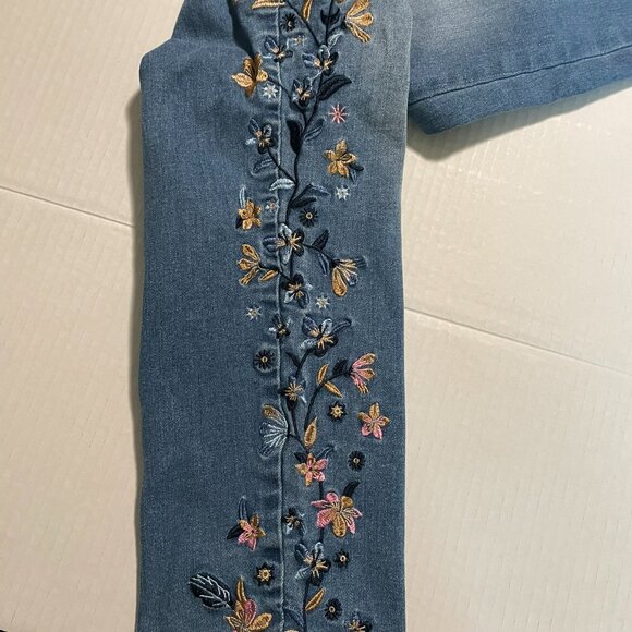 Embroidered Skinny Jeans Petite - Picture 5 of 5